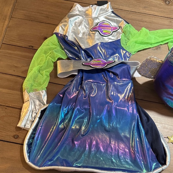 Pottery Barn Kids Space Explorer Costume - Silver, Blue, Green - Picture 3 of 5